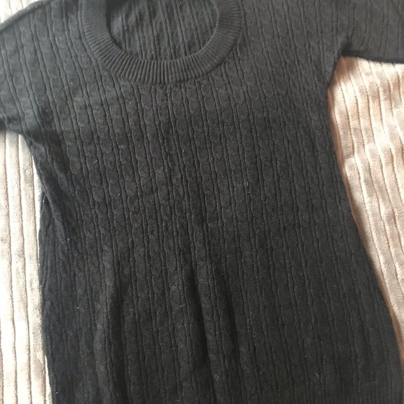 3 for $20 🌟 Soft BCBG black sweater - Picture 2 of 8